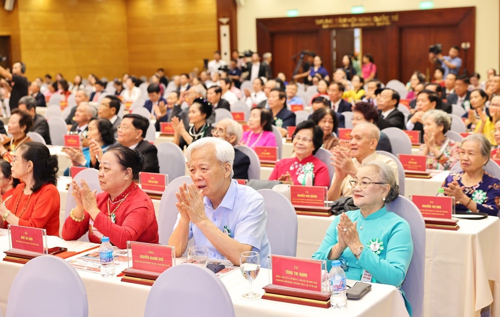 Phó Thủ tướng Phạm Thị Thanh Trà dự Hội nghị biểu dương người cao tuổi tiêu biểu toàn quốc - Ảnh 6.