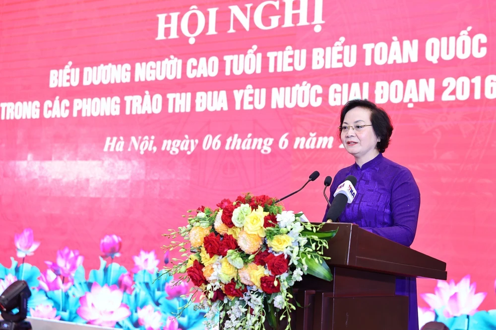 Phó Thủ tướng Phạm Thị Thanh Trà dự Hội nghị biểu dương người cao tuổi tiêu biểu toàn quốc - Ảnh 1.