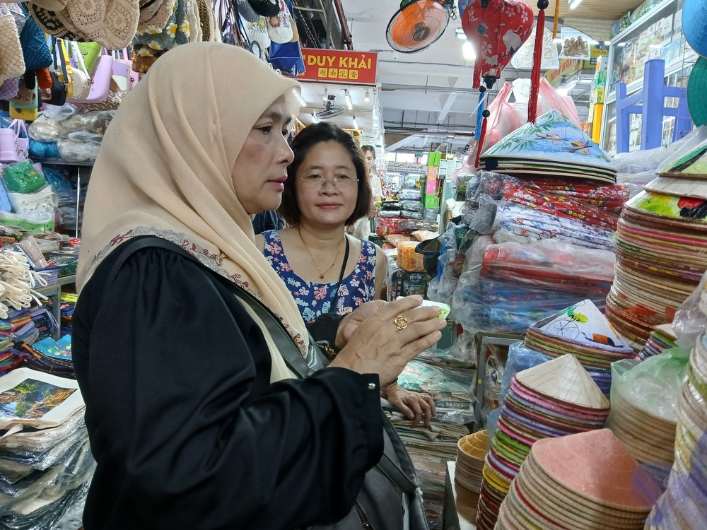 Sức hút mùa du lịch hè Đà Nẵng - Ảnh 1.