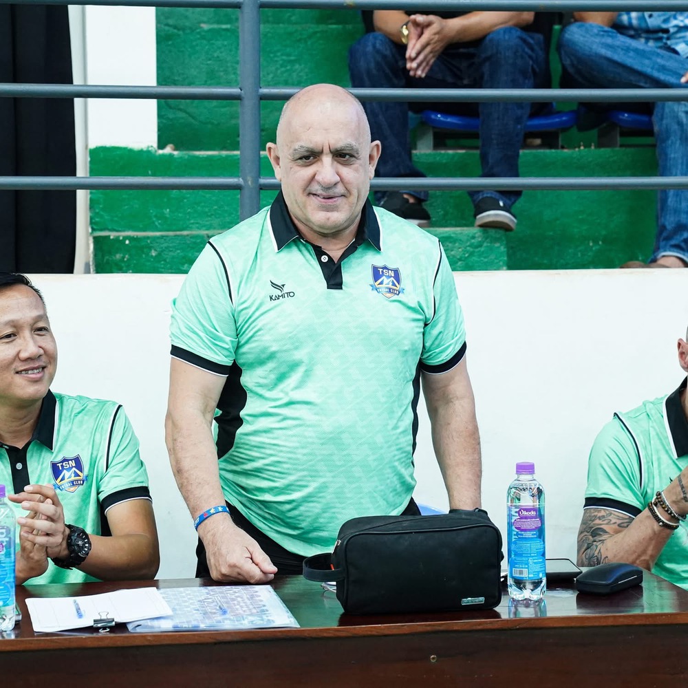 Hồ Văn Ý, Đức Hòa truyền cảm hứng cho thế hệ futsal trẻ Việt Nam - Ảnh 2. Hồ Văn Ý, Đức Hòa truyền cảm hứng cho thế hệ futsal trẻ Việt Nam - Ảnh 2.