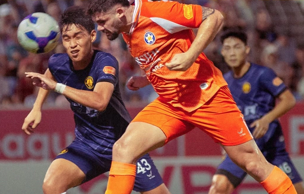 TRỰC TIẾP cuộc đua trụ hạng V-League: Đà Nẵng và PVF-CAND đều dẫn trước, Becamex TPHCM bị gỡ hòa - Ảnh 4. TRỰC TIẾP cuộc đua trụ hạng V-League: Đà Nẵng và PVF-CAND đều dẫn trước, Becamex TPHCM bị gỡ hòa - Ảnh 4.
