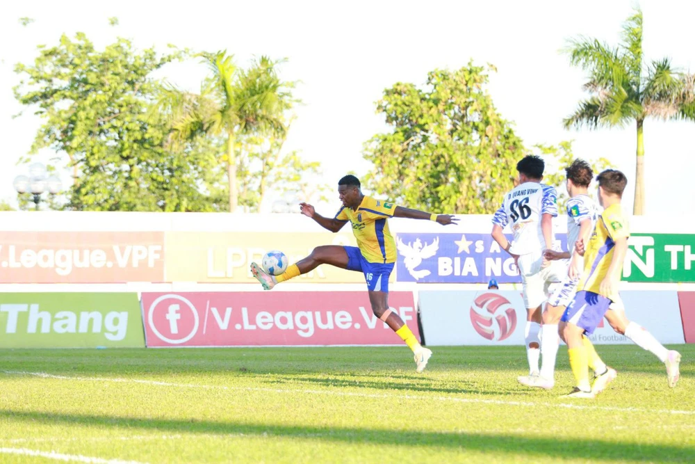 Thanh Nhàn và thế hệ U23 Việt Nam thay đổi lịch sử cho PVF CAND - Ảnh 4. Thanh Nhàn và thế hệ U23 Việt Nam thay đổi lịch sử cho PVF CAND - Ảnh 4.