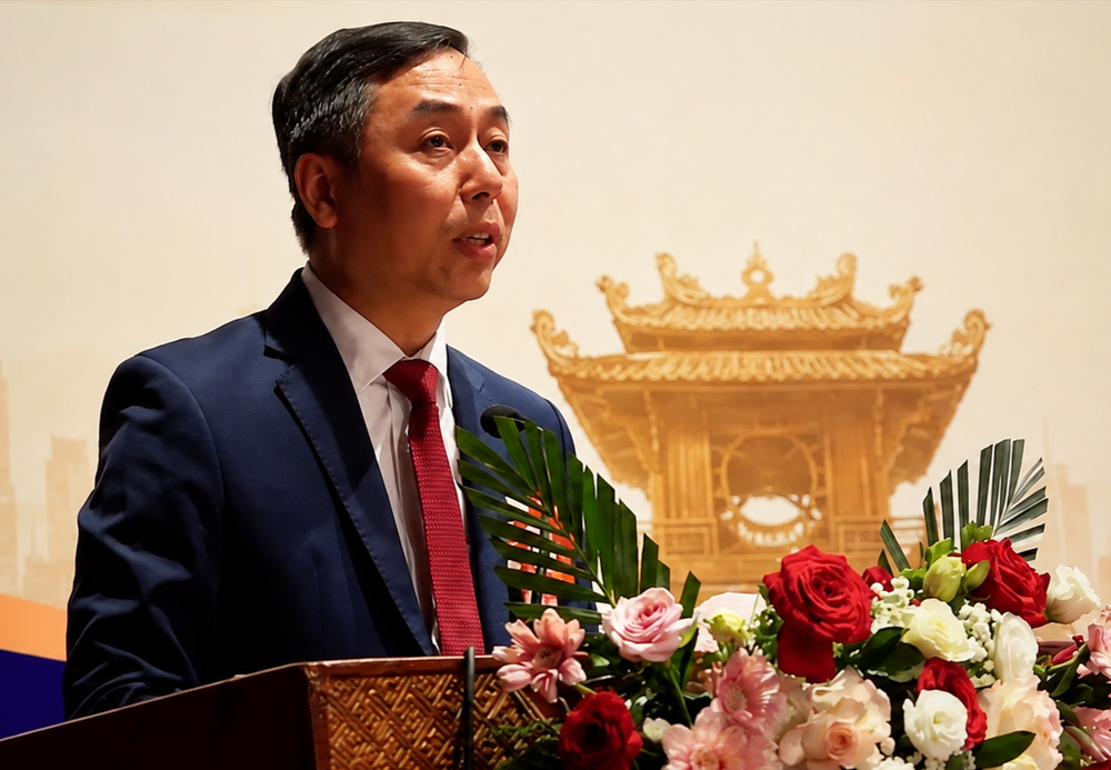Tôn vinh hiền tài vì sự phát triển bền vững của Thủ đô - Ảnh 1. Tôn vinh hiền tài vì sự phát triển bền vững của Thủ đô - Ảnh 1.