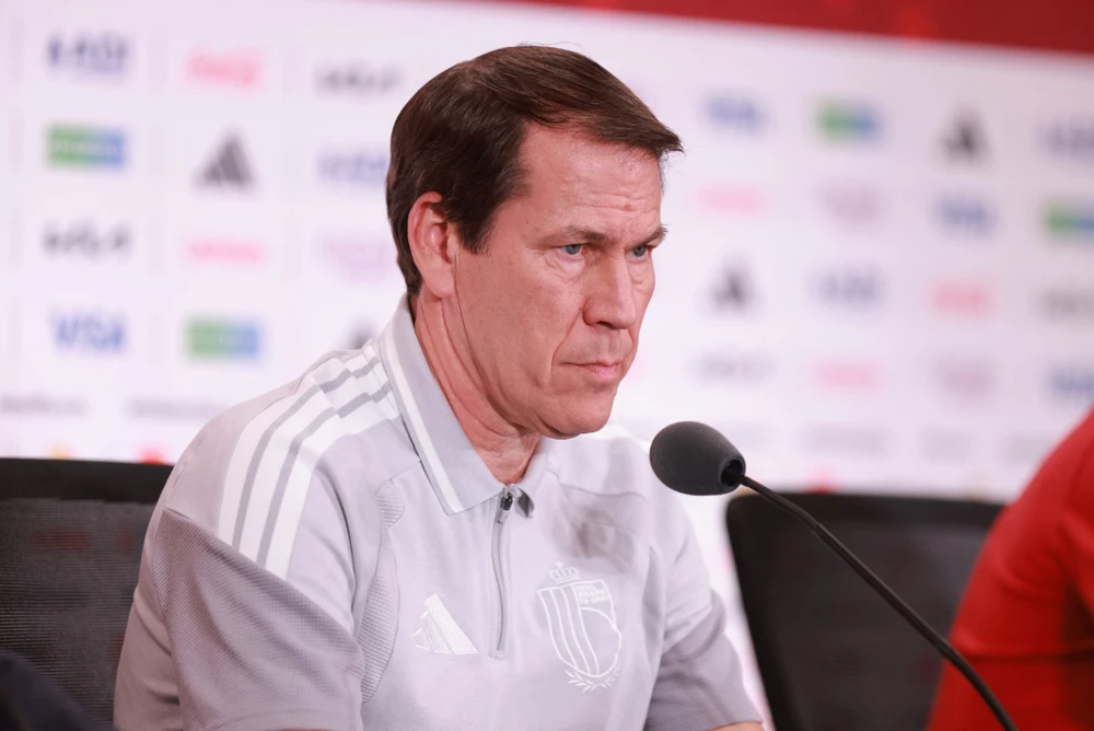 HLV Rudi Garcia:"Senegal sở hữu tốc độ, sức mạnh và nền tảng thể lực rất ấn tượng. Chúng tôi sẽ phải chơi với phong độ cao nhất”. Ảnh: AFP/TTXVN HLV Rudi Garcia:"Senegal sở hữu tốc độ, sức mạnh và nền tảng thể lực rất ấn tượng. Chúng tôi sẽ phải chơi với phong độ cao nhất”. Ảnh: AFP/TTXVN