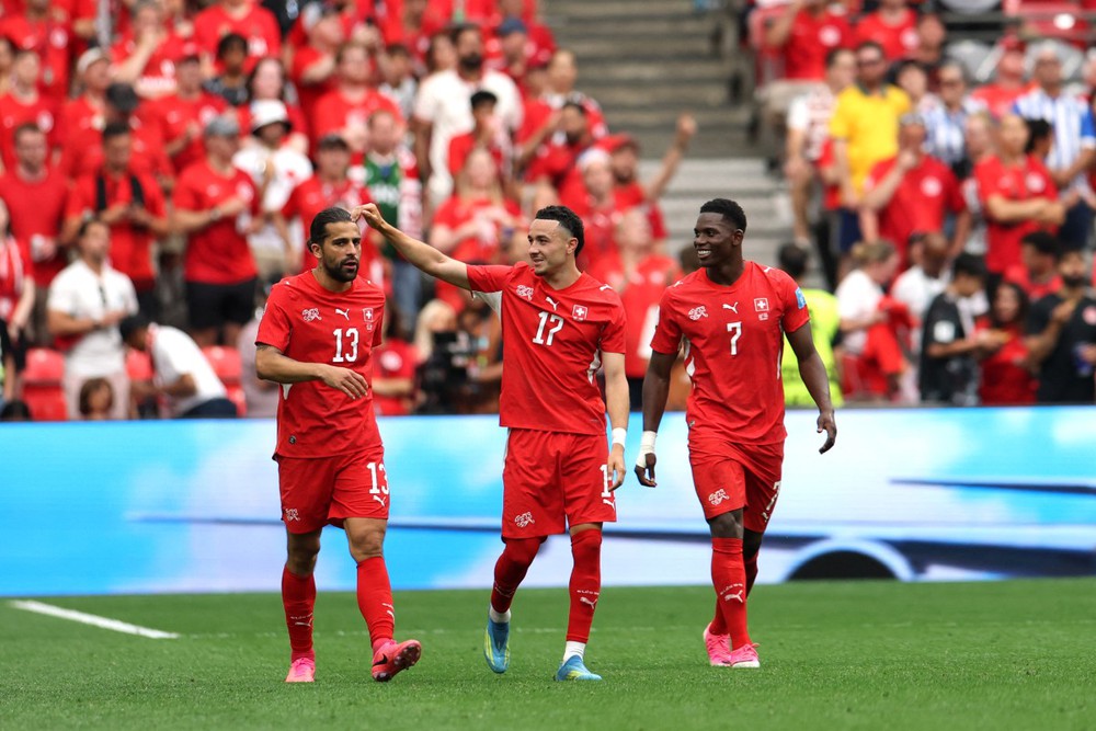 Lịch sử đối đầu Thụy Sĩ vs Algeria (vòng 1/16 World Cup 2026): Lần đầu cho ai? - Ảnh 1. Lịch sử đối đầu Thụy Sĩ vs Algeria (vòng 1/16 World Cup 2026): Lần đầu cho ai? - Ảnh 1.