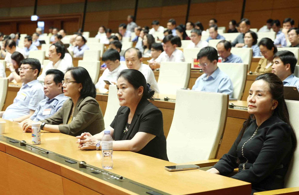 Hội nghị toàn quốc sơ kết 1 năm 6 tháng triển khai thực hiện Nghị quyết số 57 -NQ/TW của Bộ Chính trị - Ảnh 3.