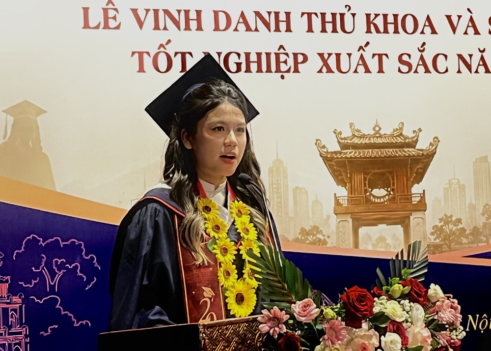 Tôn vinh hiền tài vì sự phát triển bền vững của Thủ đô - Ảnh 3. Tôn vinh hiền tài vì sự phát triển bền vững của Thủ đô - Ảnh 3.
