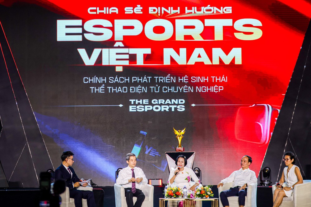 Thứ trưởng Hoàng Đạo Cương: Esports sẽ trở thành động lực mới của kinh tế số - Ảnh 3. Thứ trưởng Hoàng Đạo Cương: Esports sẽ trở thành động lực mới của kinh tế số - Ảnh 3.