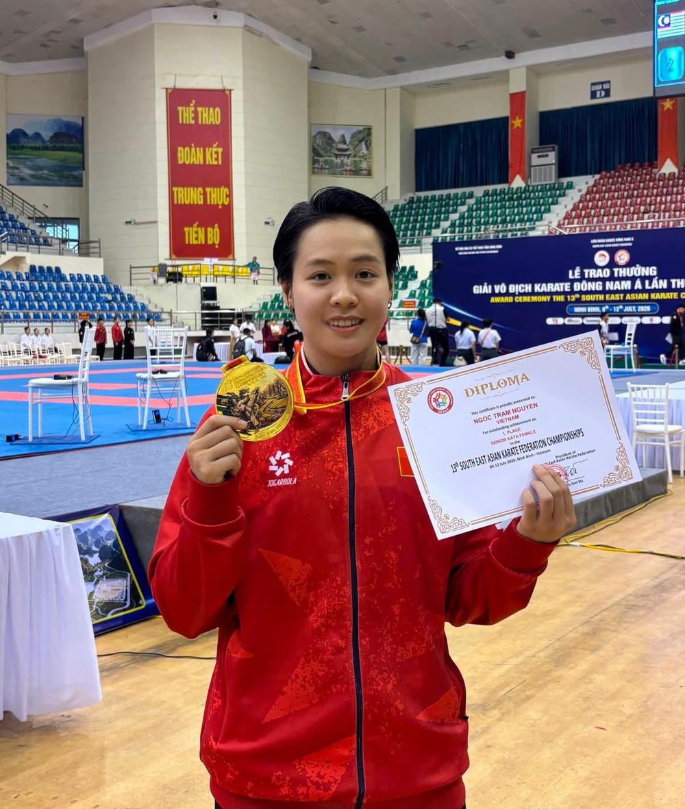 Karate Việt Nam giành 7 HCV trong ngày ra quân giải vô địch Đông Nam Á - Ảnh 1. Karate Việt Nam giành 7 HCV trong ngày ra quân giải vô địch Đông Nam Á - Ảnh 1.