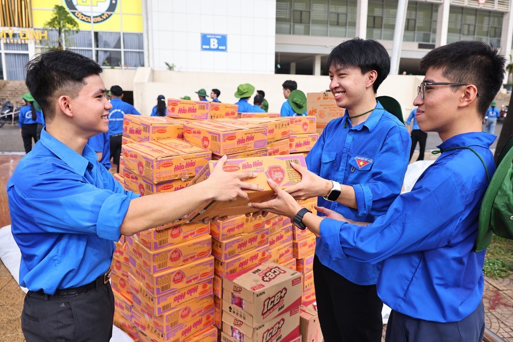 Hà Nội xuất quân Chiến dịch tình nguyện "Mùa hè xanh" 2026 - Ảnh 6. Hà Nội xuất quân Chiến dịch tình nguyện "Mùa hè xanh" 2026 - Ảnh 6.