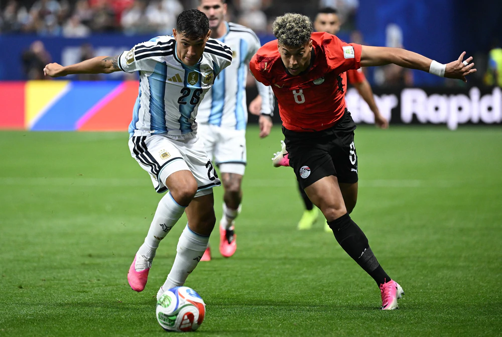 Thơ World Cup: Tứ kết bất ngờ - Ảnh 1. Thơ World Cup: Tứ kết bất ngờ - Ảnh 1.