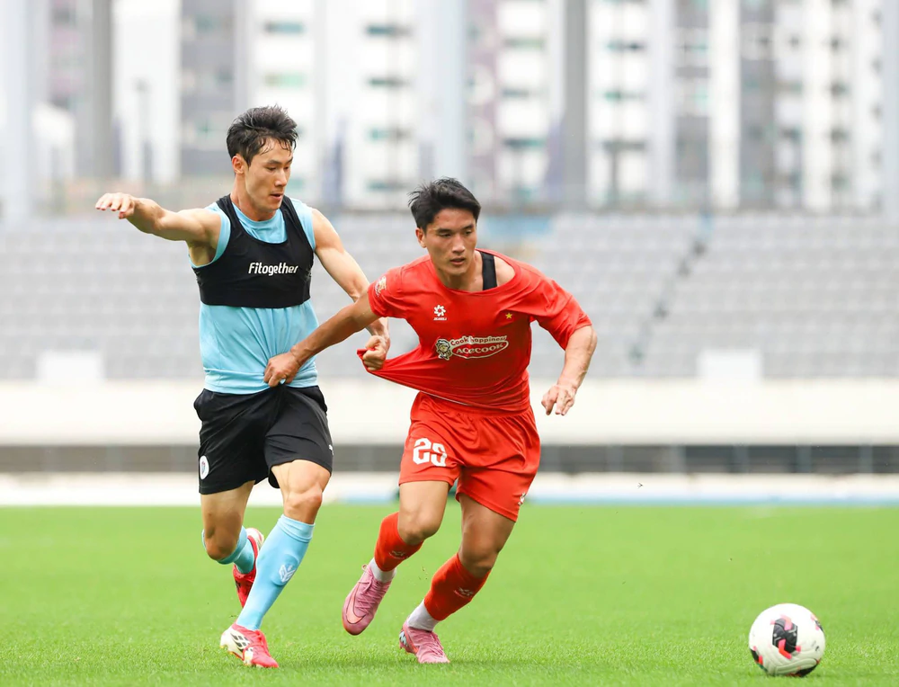 Tiền đạo Ngọc Mỹ chưa được ra sân phút nào ở ASEAN Cup 2026. Ảnh: VFF Tiền đạo Ngọc Mỹ chưa được ra sân phút nào ở ASEAN Cup 2026. Ảnh: VFF