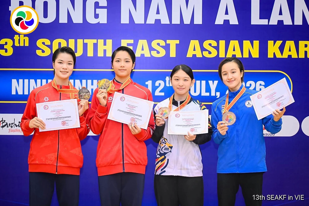 Karate Việt Nam giành 65 huy chương sau hai ngày tranh tài tại giải vô địch Đông Nam Á - Ảnh 1. Karate Việt Nam giành 65 huy chương sau hai ngày tranh tài tại giải vô địch Đông Nam Á - Ảnh 1.