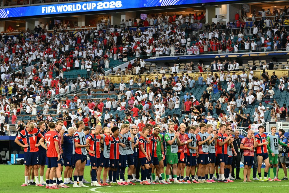 Cầu thủ Na Uy bình thản đón nhận thất bại, ngẩng cao đầu rời World Cup 2026 - Ảnh 5. Cầu thủ Na Uy bình thản đón nhận thất bại, ngẩng cao đầu rời World Cup 2026 - Ảnh 5.