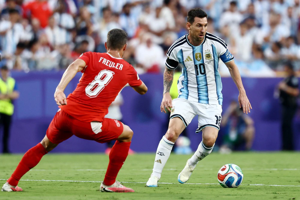 Conte thừa nhận Messi vượt mọi kỳ vọng, tiết lộ sức mạnh thật sự của ĐT Argentina - Ảnh 1.