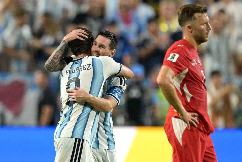 Cuối cùng Messi cũng được “nhàn hạ” - Ảnh 1. Cuối cùng Messi cũng được “nhàn hạ” - Ảnh 1.