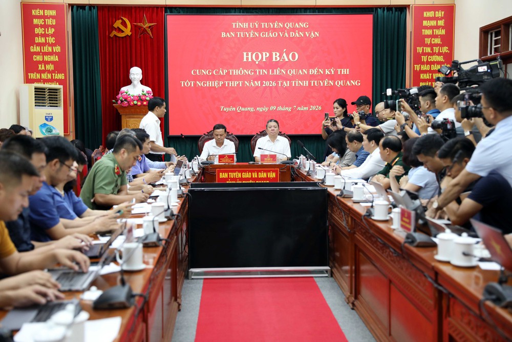 Nghiêm minh trong thi cử vì sự phát triển bền vững của giáo dục - Ảnh 2. Nghiêm minh trong thi cử vì sự phát triển bền vững của giáo dục - Ảnh 2.
