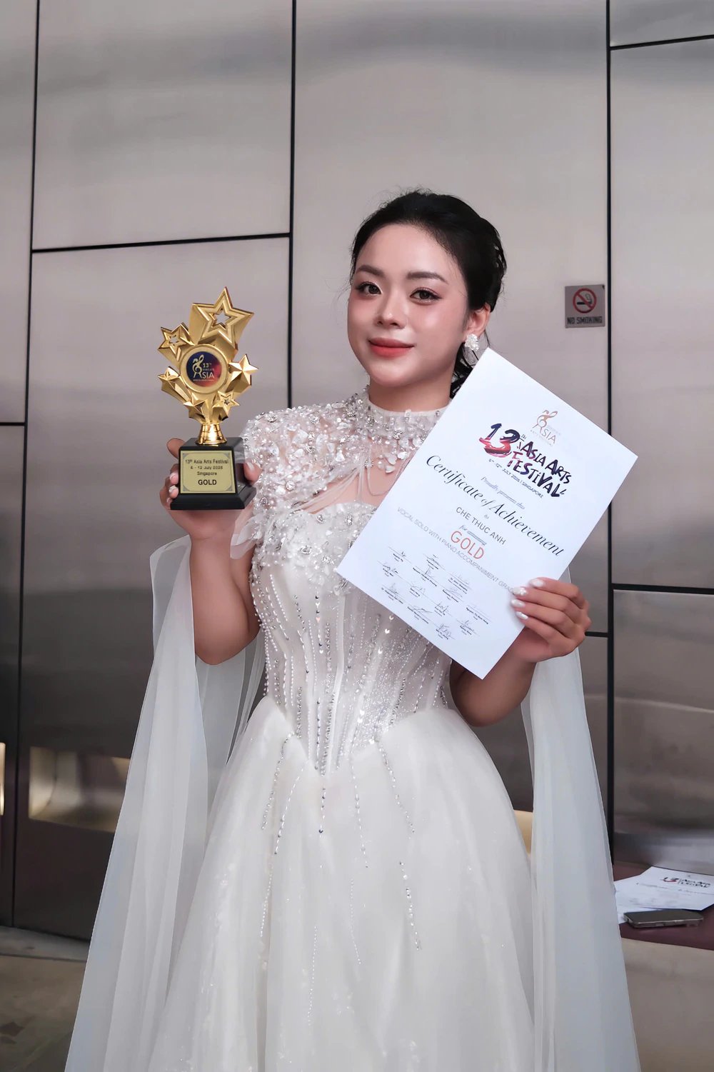 TS-NSƯT Phương Nga và hành trình ươm mầm tài năng thanh nhạc: Thêm một học trò giành Cúp Vàng quốc tế - Ảnh 2. TS-NSƯT Phương Nga và hành trình ươm mầm tài năng thanh nhạc: Thêm một học trò giành Cúp Vàng quốc tế - Ảnh 2.