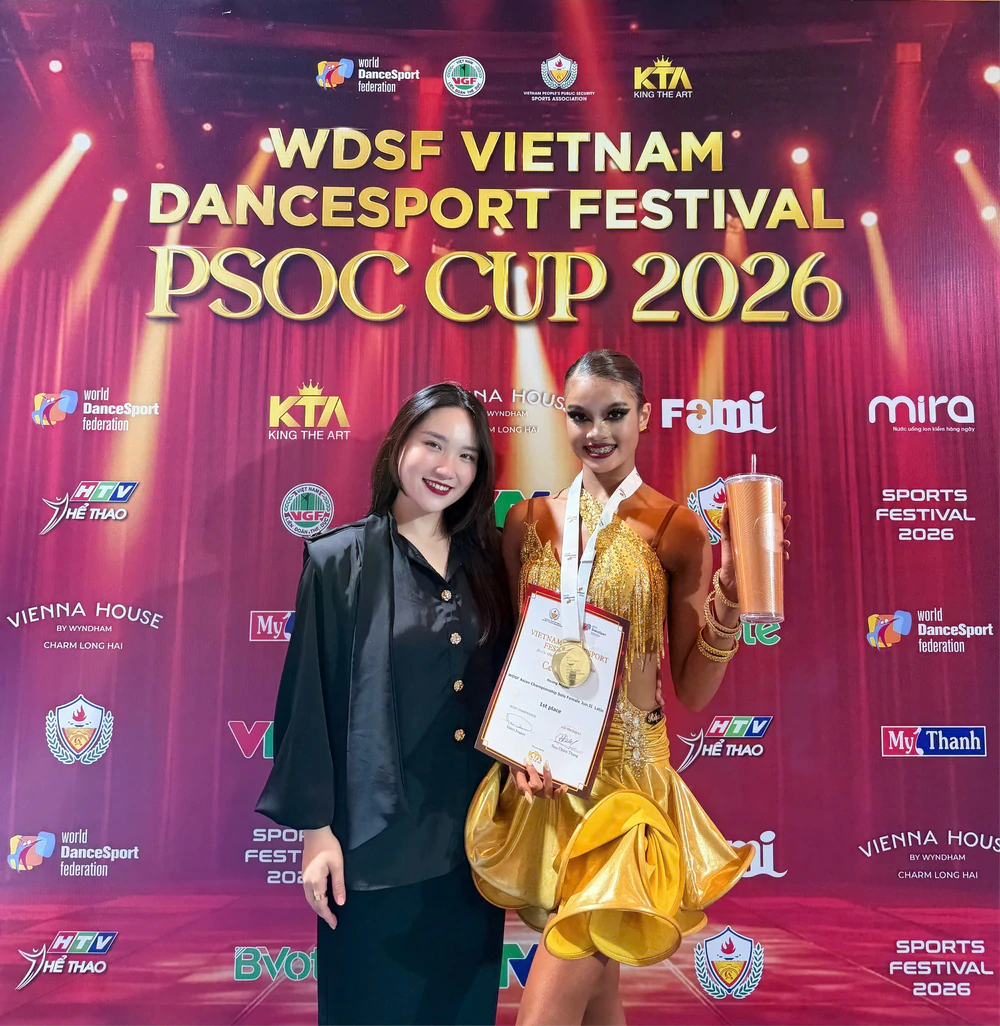 Học trò của trọng tài quốc tế Chu Quỳnh Trang mang chức vô địch châu Á về cho DanceSport Việt Nam - Ảnh 2. Học trò của trọng tài quốc tế Chu Quỳnh Trang mang chức vô địch châu Á về cho DanceSport Việt Nam - Ảnh 2.