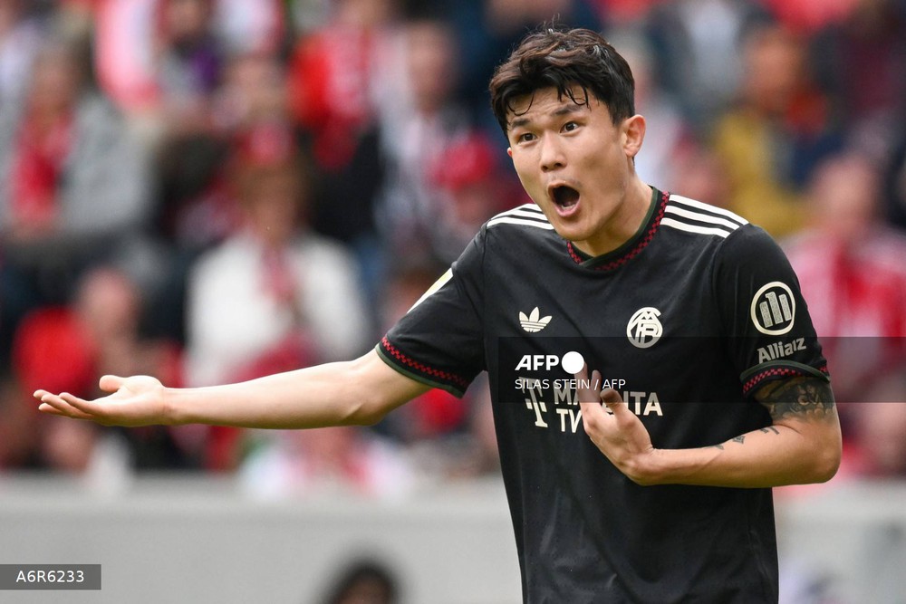Tin chuyển nhượng hôm nay 14/7: MU ký nhạc trưởng tuyển Bỉ, Arsenal chính thức chia tay Trossard - Ảnh 5. Tin chuyển nhượng hôm nay 14/7: MU ký nhạc trưởng tuyển Bỉ, Arsenal chính thức chia tay Trossard - Ảnh 5.