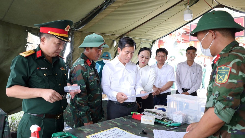 Miễn phí phục dựng ảnh liệt sĩ - Ảnh 2. Miễn phí phục dựng ảnh liệt sĩ - Ảnh 2.
