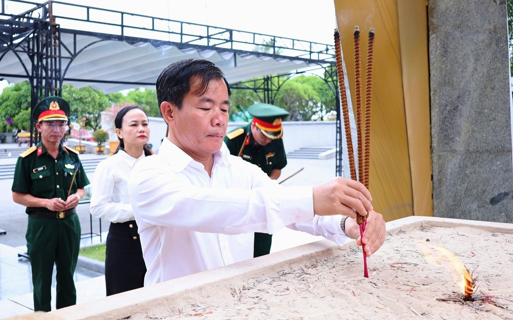 Miễn phí phục dựng ảnh liệt sĩ - Ảnh 1. Miễn phí phục dựng ảnh liệt sĩ - Ảnh 1.