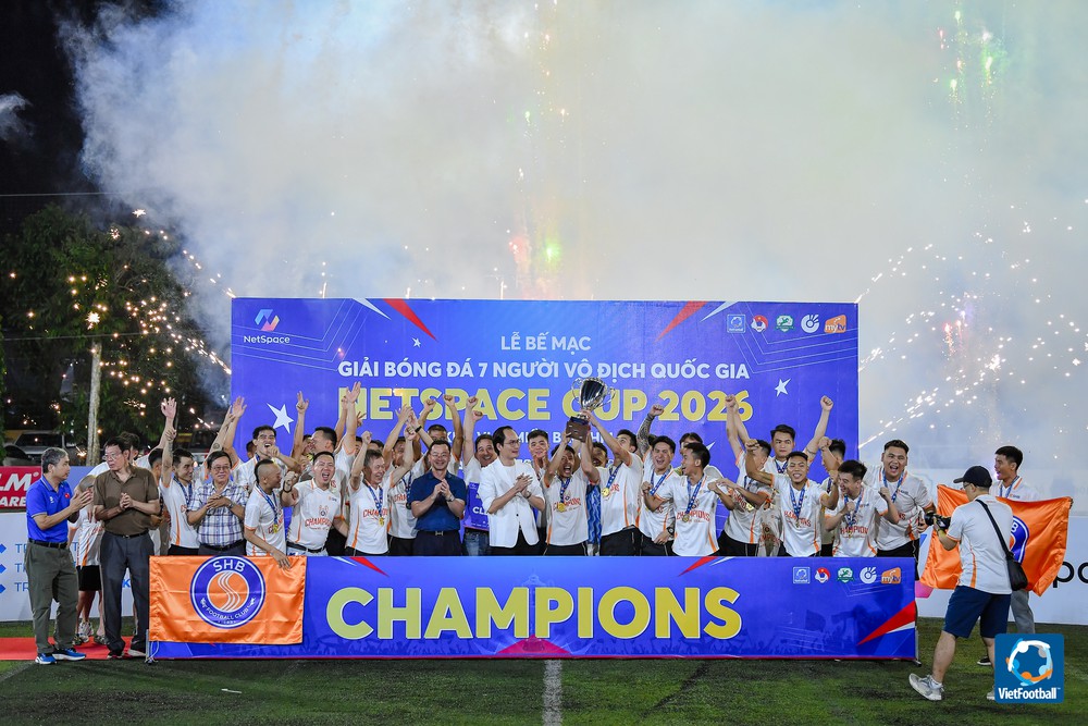 SHB lên ngôi vô địch Giải bóng đá 7 người Vô địch Quốc gia NetSpace Cup 2026 – Khu vực miền Bắc - Ảnh 1. SHB lên ngôi vô địch Giải bóng đá 7 người Vô địch Quốc gia NetSpace Cup 2026 – Khu vực miền Bắc - Ảnh 1.