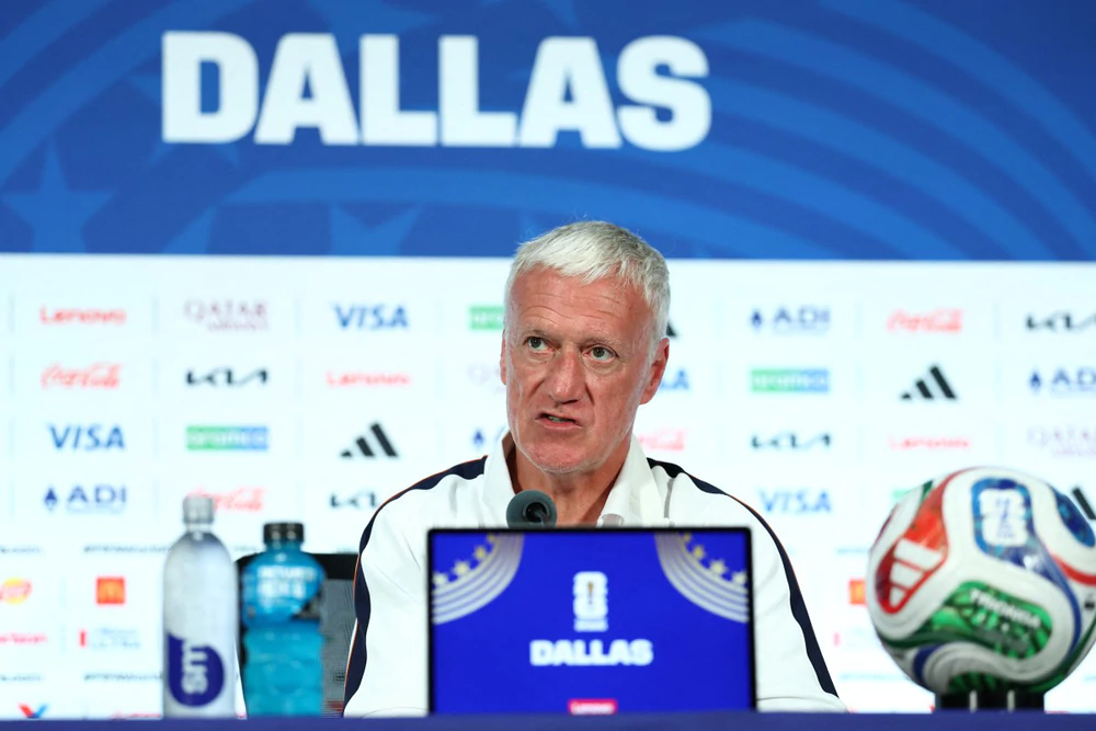 World Cup 2026 24h: Deschamps chờ đại chiến "ngoạn mục" với Tây Ban Nha, Mbappe bị đau nhẹ ở mắt cá - Ảnh 1. World Cup 2026 24h: Deschamps chờ đại chiến "ngoạn mục" với Tây Ban Nha, Mbappe bị đau nhẹ ở mắt cá - Ảnh 1.