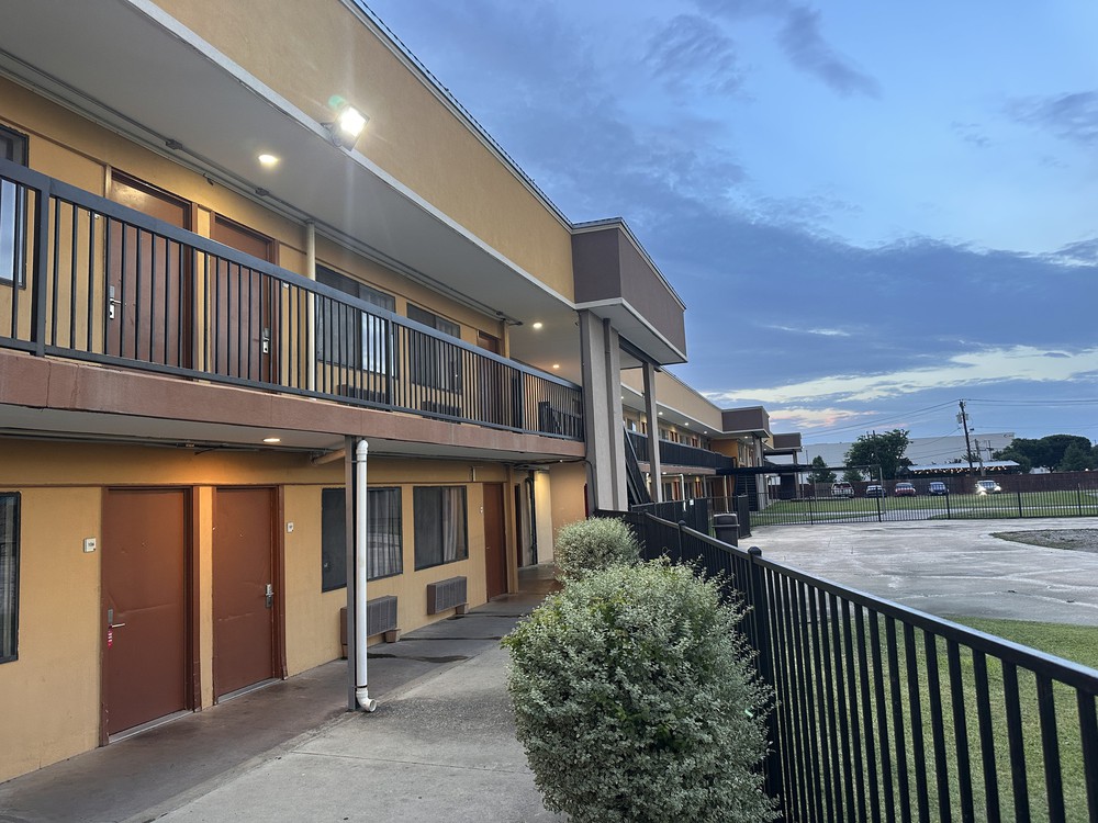 Thư nước Mỹ: Motel một miền xa xăm nước Mỹ - Ảnh 1.
