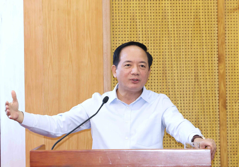 Trưởng Ban Tuyên giáo và Dân vận Trung ương: Tiên phong đi đầu trong công tác chính trị, tư tưởng - Ảnh 2. Trưởng Ban Tuyên giáo và Dân vận Trung ương: Tiên phong đi đầu trong công tác chính trị, tư tưởng - Ảnh 2.
