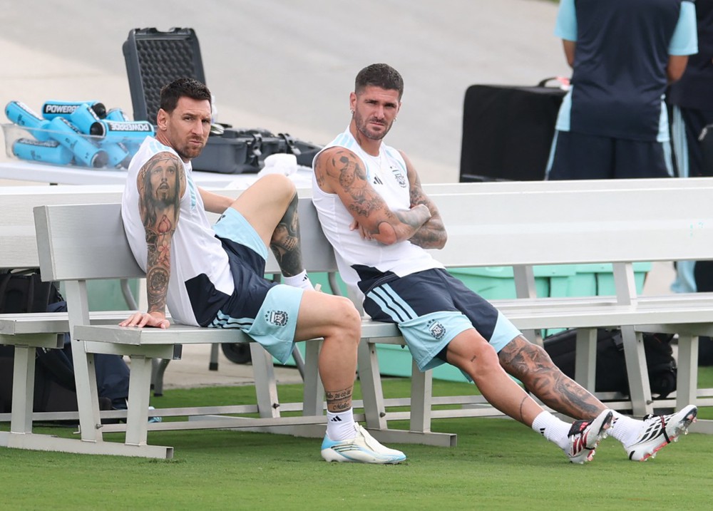 Trước giờ G: CĐV Argentina hỗn chiến ngay trên đường phố Atlanta, FBI xếp trận bán kết Anh vs Argentina vào diện rủi ro cao nhất - Ảnh 5.