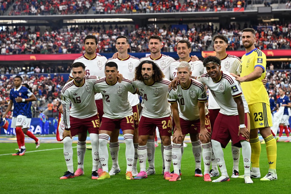World Cup 2026 24h: Tây Ban Nha đứng trước cơ hội lập kỷ lục bất bại, FIFA sẽ xử lý các phát ngôn chỉ trích trọng tài  - Ảnh 2.