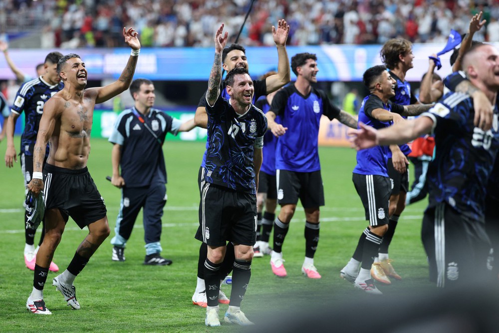 Chung kết World Cup 2026: Lần đầu tiên đương kim vô địch châu Âu đối đầu nhà vô địch Nam Mỹ - Ảnh 1.