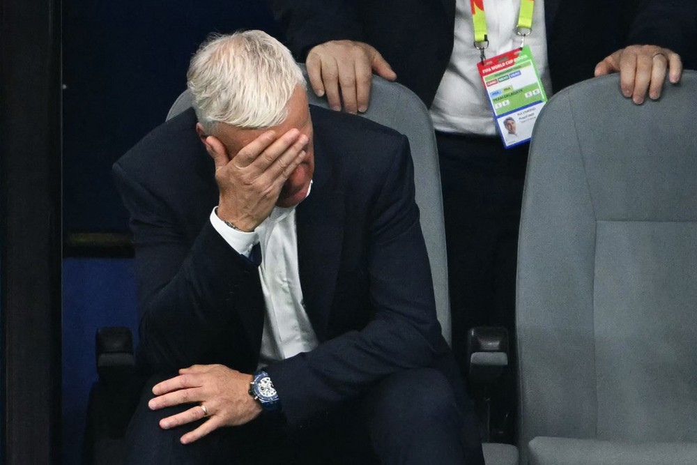 HLV Deschamps cũng bất lực. Ảnh: AFP/TTXVN