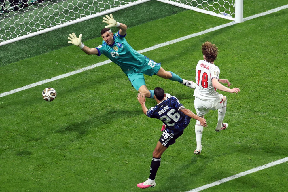 Anh dừng bước ở bán kết World Cup 2026, Thomas Tuchel chẳng khác gì Gareth Southgate - Ảnh 1. Anh dừng bước ở bán kết World Cup 2026, Thomas Tuchel chẳng khác gì Gareth Southgate - Ảnh 1.