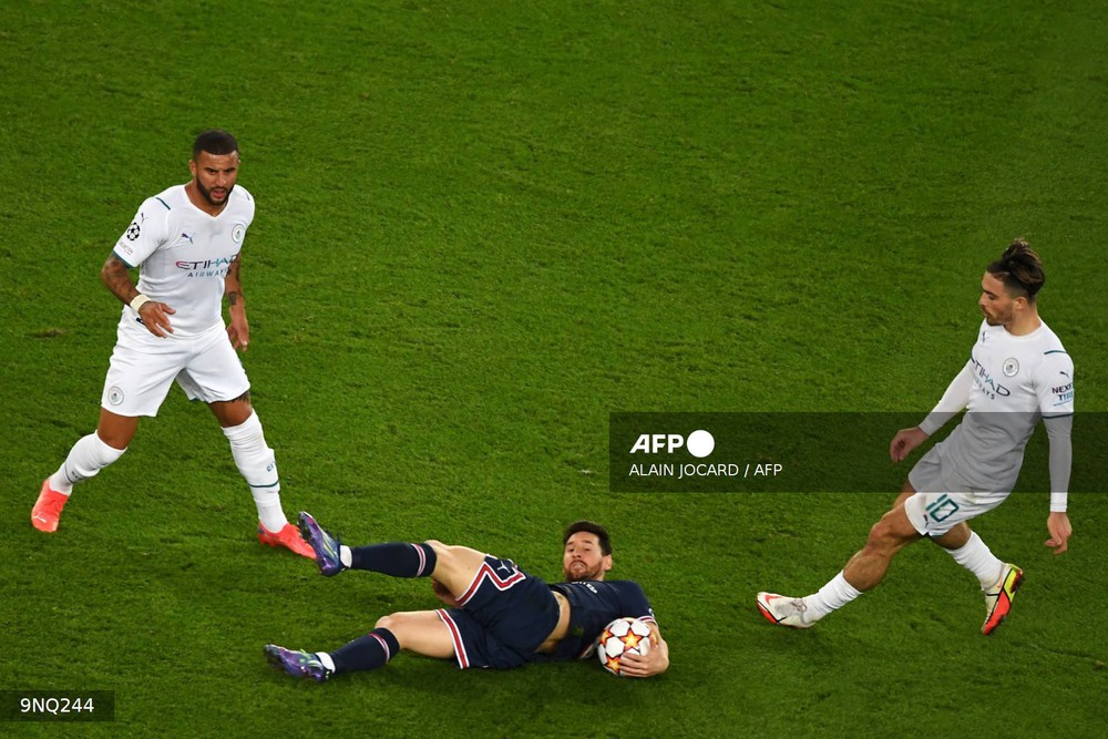 Tiền bối tuyển Anh nói về cách khóa chặt Messi: Hoàn toàn không thể - Ảnh 2. Tiền bối tuyển Anh nói về cách khóa chặt Messi: Hoàn toàn không thể - Ảnh 2.