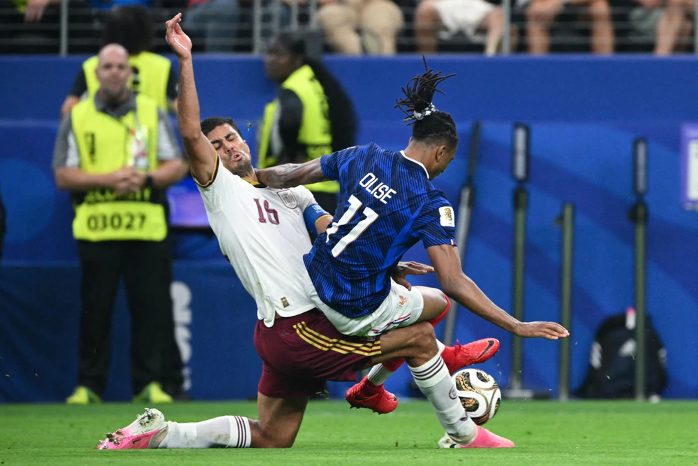 Rodri chơi nổi bật trong chiến thắng 2-0 của Tây Ban Nha trước Pháp ở bán kết World Cup 2026. Ảnh: AFP/TTXVN Rodri chơi nổi bật trong chiến thắng 2-0 của Tây Ban Nha trước Pháp ở bán kết World Cup 2026. Ảnh: AFP/TTXVN
