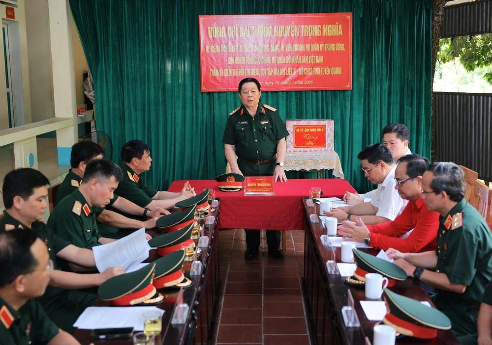 Đại tướng Nguyễn Trọng Nghĩa: Tìm kiếm liệt sĩ bằng “Mệnh lệnh từ trái tim” - Ảnh 3. Đại tướng Nguyễn Trọng Nghĩa: Tìm kiếm liệt sĩ bằng “Mệnh lệnh từ trái tim” - Ảnh 3.
