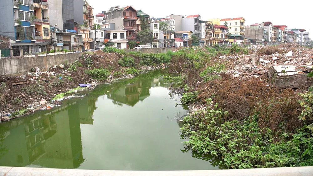 Diễn đàn văn hóa: Chờ sông Nhuệ "hồi sinh" - Ảnh 1. Diễn đàn văn hóa: Chờ sông Nhuệ "hồi sinh" - Ảnh 1.