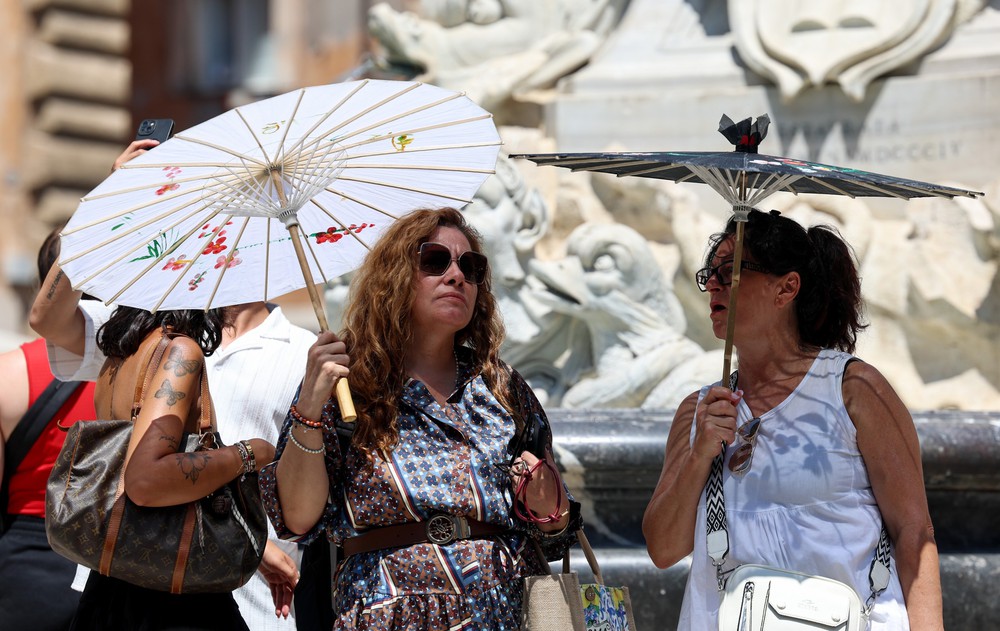 Thủ đô Rome của Italy trải qua 26 "đêm nhiệt đới" liên tiếp - Ảnh 3.