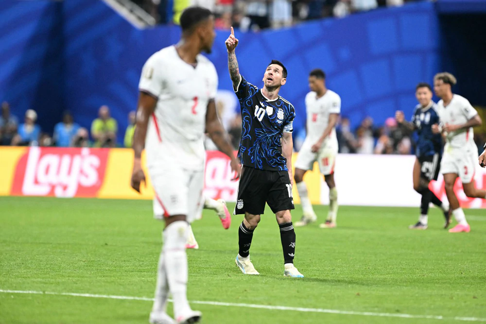 Messi cuối cùng đang là Messi xuất sắc nhất - Ảnh 1. Messi cuối cùng đang là Messi xuất sắc nhất - Ảnh 1.