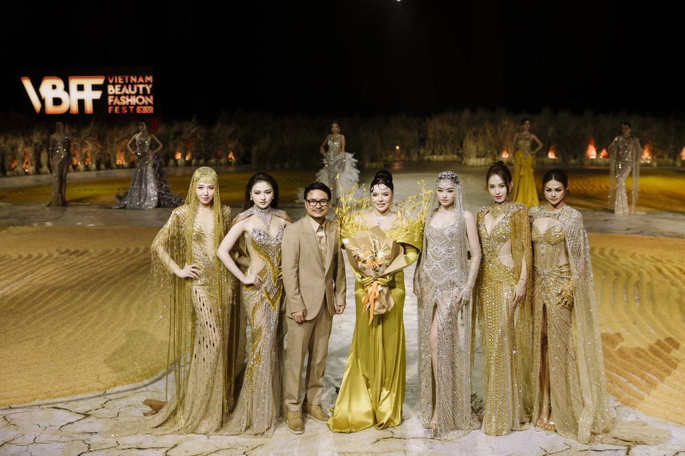 Hoa hậu Yến Nhi làm "nàng thơ" cho NTK Mai Phương Trang ở Vietnam Beauty Fashion Fest - Ảnh 1. Hoa hậu Yến Nhi làm "nàng thơ" cho NTK Mai Phương Trang ở Vietnam Beauty Fashion Fest - Ảnh 1.