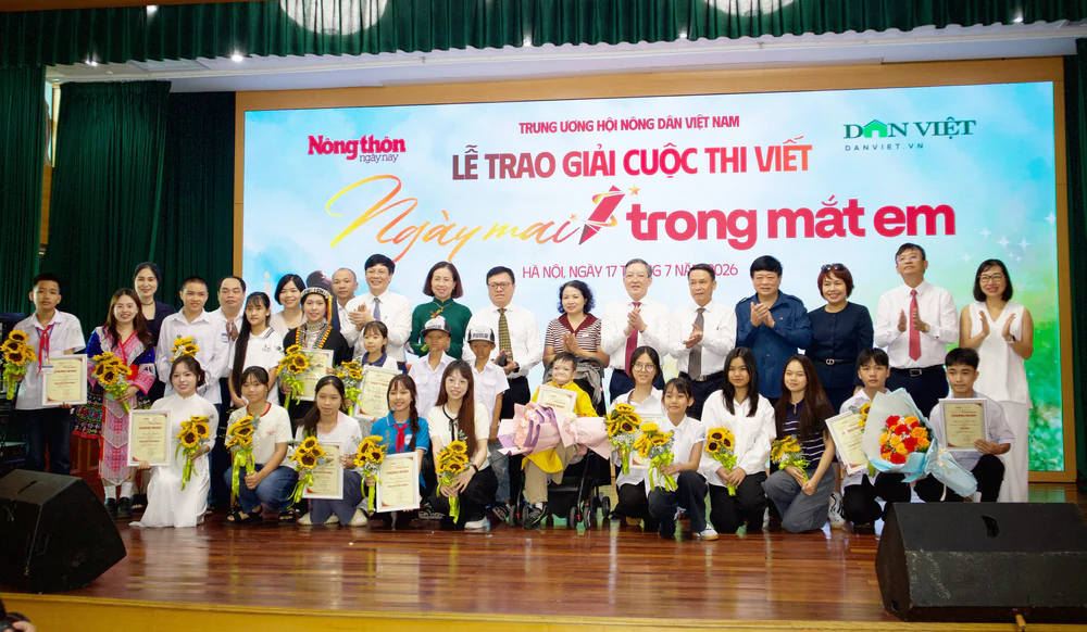 Trao giải cuộc thi viết “Ngày mai trong mắt em”: Lan tỏa khát vọng và nghị lực của thế hệ trẻ - Ảnh 6.