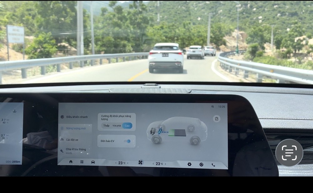Một chiếc xe hybrid Trung Quốc nhiều thứ hay phết! - Ảnh 3. Một chiếc xe hybrid Trung Quốc nhiều thứ hay phết! - Ảnh 3.