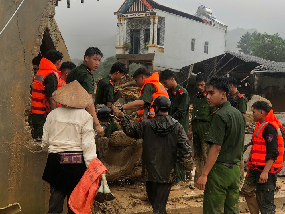 Cận cảnh lũ quét tại xã Mường Than, tỉnh Lai Châu - Ảnh 13. Cận cảnh lũ quét tại xã Mường Than, tỉnh Lai Châu - Ảnh 13.