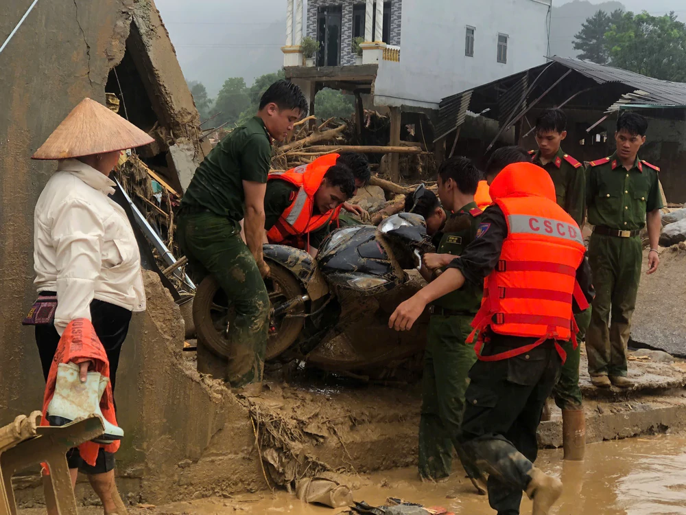 Cận cảnh lũ quét tại xã Mường Than, tỉnh Lai Châu - Ảnh 12. Cận cảnh lũ quét tại xã Mường Than, tỉnh Lai Châu - Ảnh 12.