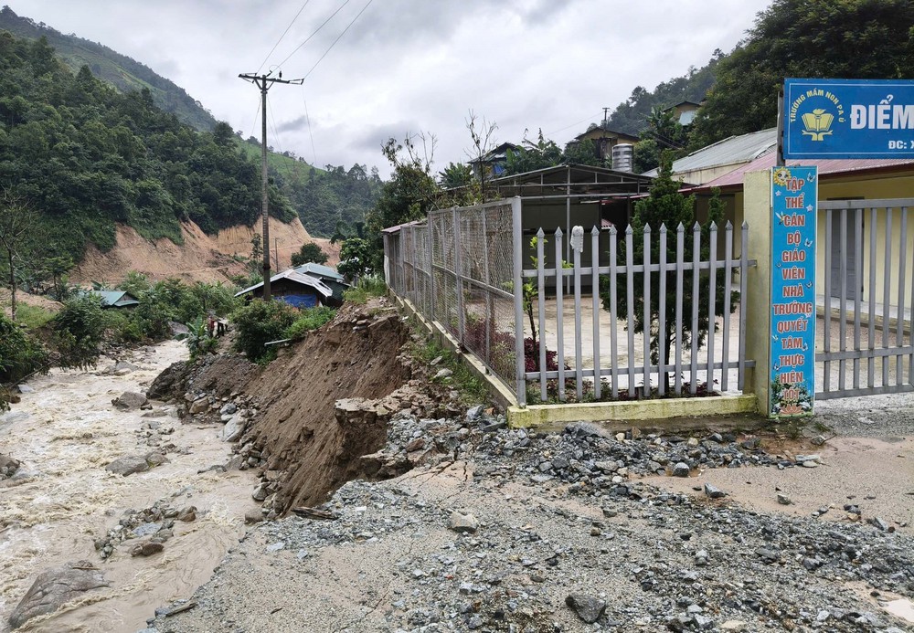 Lai Châu: Lũ quét, sạt lở làm nhiều nhà dân ở Mường Than bị lũ cuốn trôi - Ảnh 6. Lai Châu: Lũ quét, sạt lở làm nhiều nhà dân ở Mường Than bị lũ cuốn trôi - Ảnh 6.