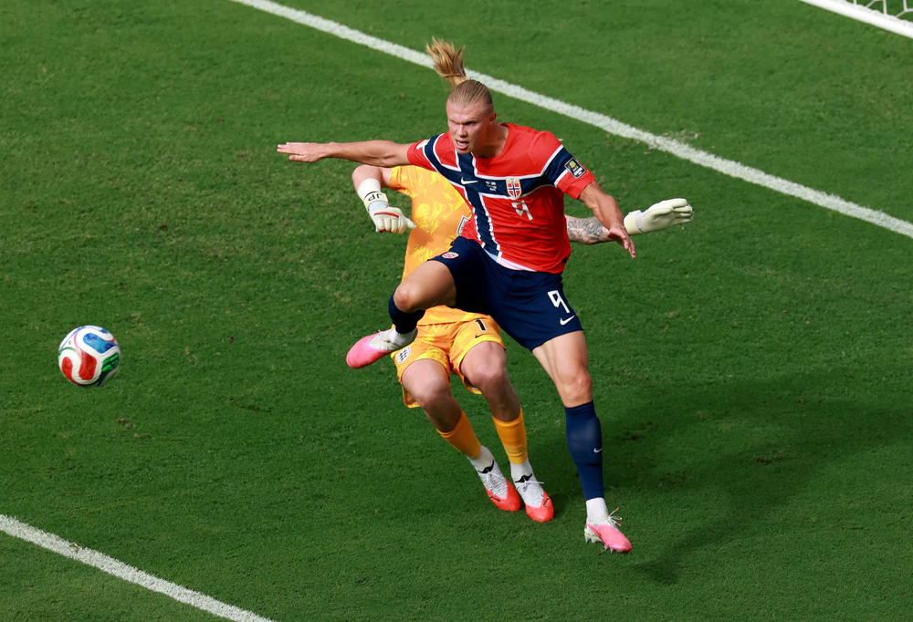 Tin nóng thể thao tối 18/7: Messi đi trực thăng họp báo, Tổng thống Donald Trump thừa nhận "đi đêm: với FIFA - Ảnh 4. Tin nóng thể thao tối 18/7: Messi đi trực thăng họp báo, Tổng thống Donald Trump thừa nhận "đi đêm: với FIFA - Ảnh 4.