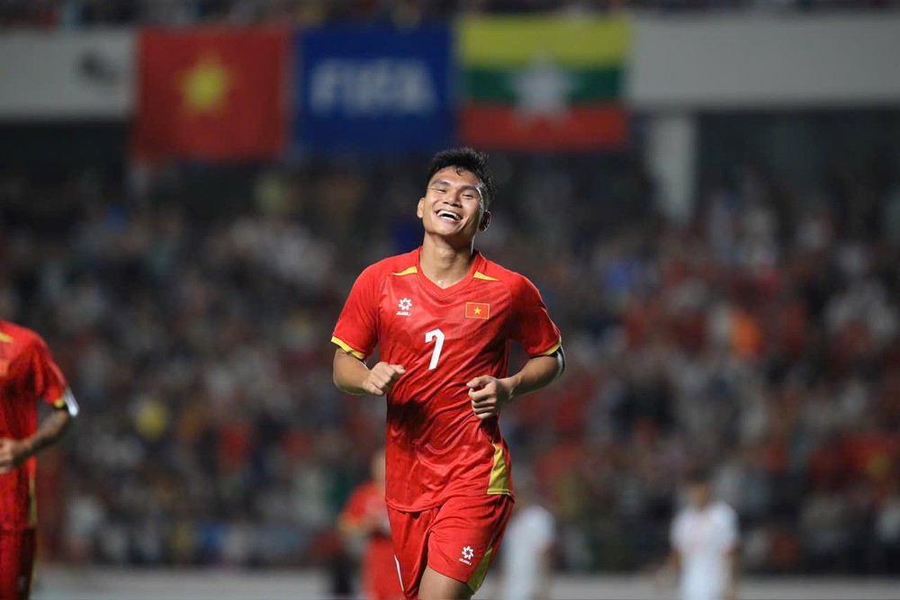 Thắng đậm Myanmar, đội tuyển Việt Nam vẫn còn những điểm yếu trước ASEAN Cup 2026 - Ảnh 3. Thắng đậm Myanmar, đội tuyển Việt Nam vẫn còn những điểm yếu trước ASEAN Cup 2026 - Ảnh 3.