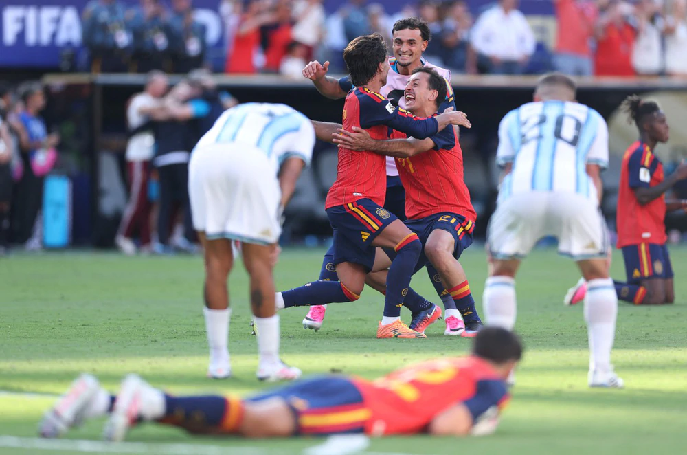 Hạ ĐKVĐ Argentina một cách thuyết phục, Tây Ban Nha lần thứ 2 vô địch thế giới - Ảnh 1. Hạ ĐKVĐ Argentina một cách thuyết phục, Tây Ban Nha lần thứ 2 vô địch thế giới - Ảnh 1.